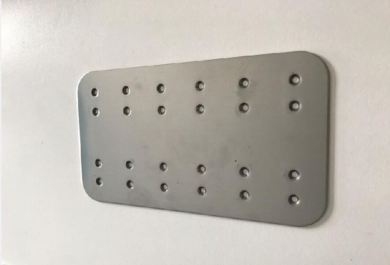 Parti di carrozzeria per auto stampate OEM Placca di clip in acciaio inossidabile